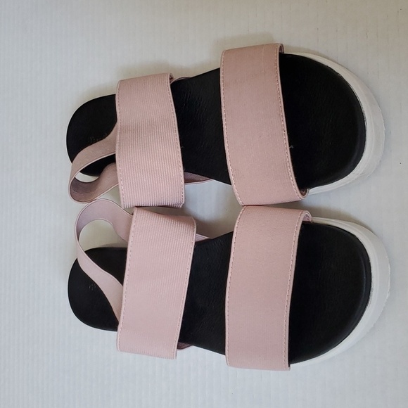Madden Girl Sandals sz 6.5 - Picture 2 of 8